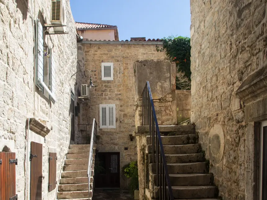 Budva Citadela Surlarında Gün Batımı