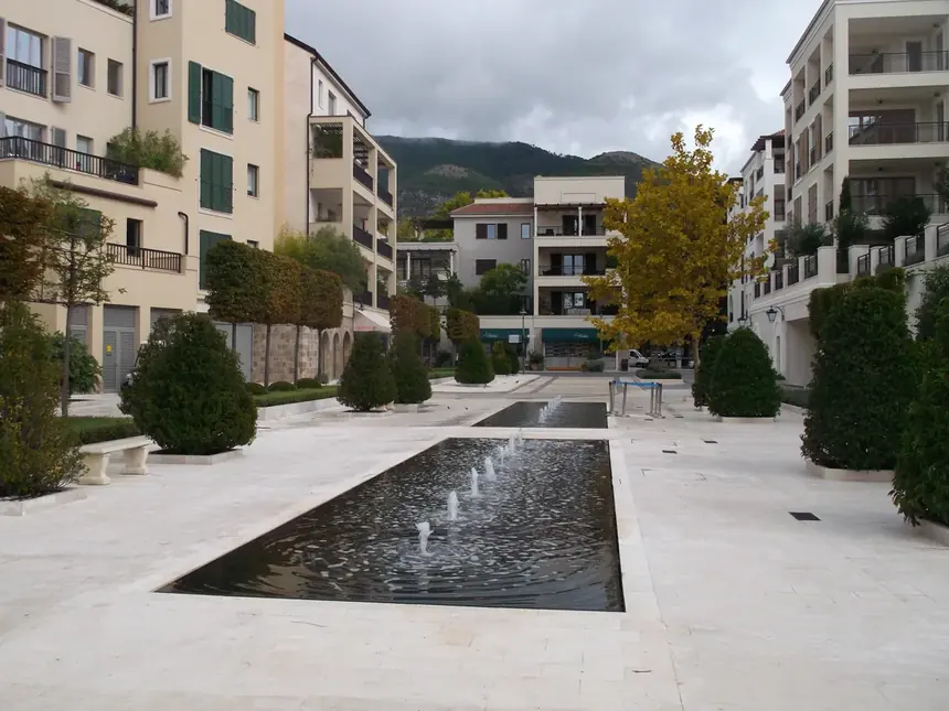 Tivat evlilik teklifi